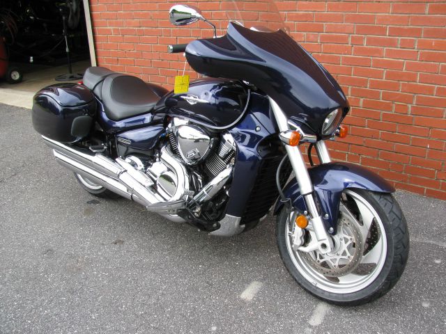 Suzuki M109R 2006 photo 2