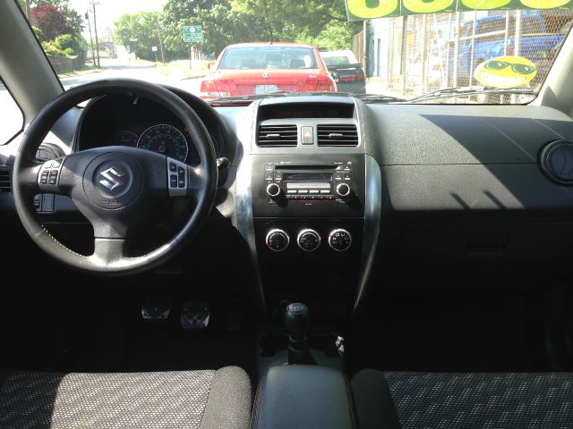 Suzuki SX4 2007 photo 10