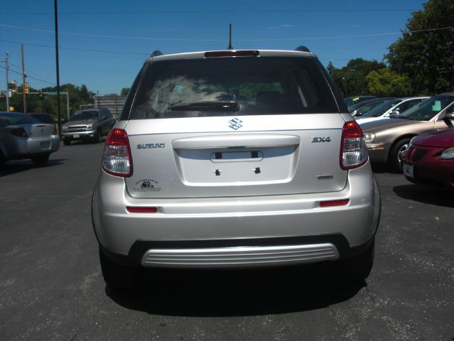 Suzuki SX4 2007 photo 4