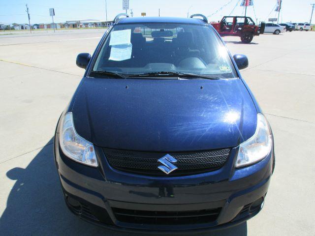 Suzuki SX4 Crossover 2008 photo 2