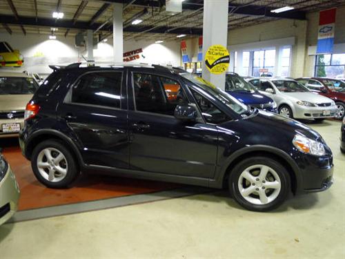Suzuki SX4 Crossover 2008 photo 2