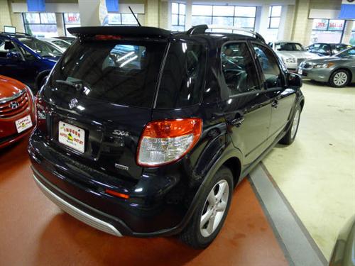 Suzuki SX4 Crossover 2008 photo 3