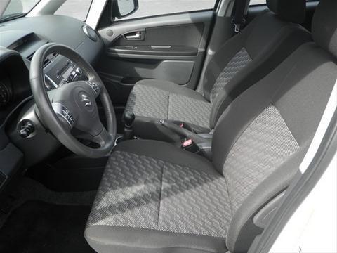 Suzuki SX4 Crossover 2008 photo 2