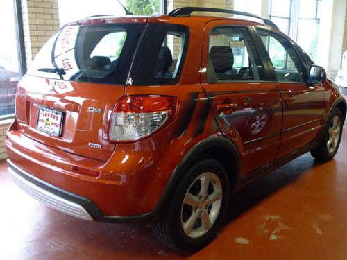 Suzuki SX4 Crossover 2008 photo 2
