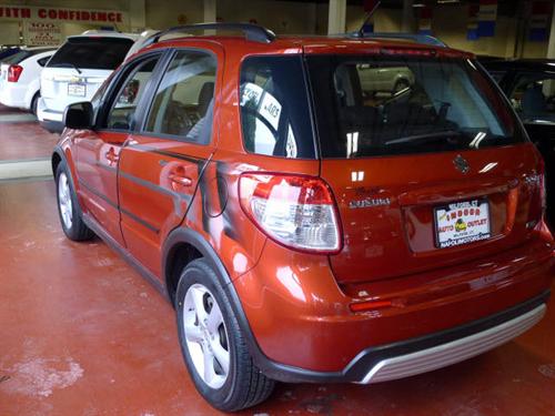 Suzuki SX4 Crossover 2008 photo 4