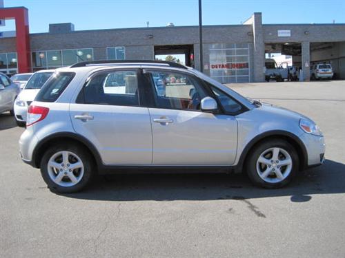 Suzuki SX4 Crossover 2008 photo 4