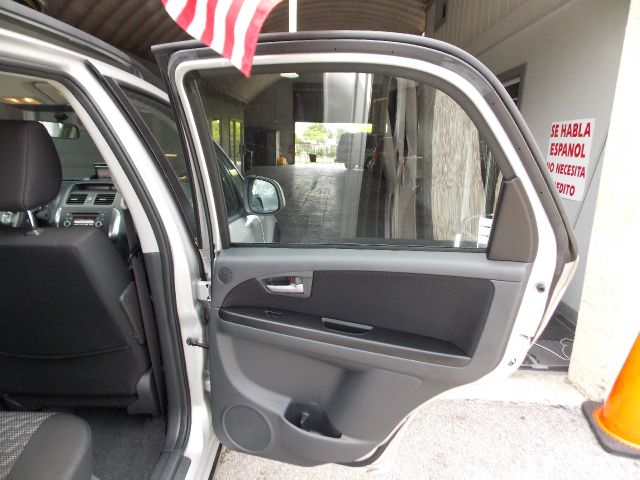 Suzuki SX4 Crossover 2009 photo 27