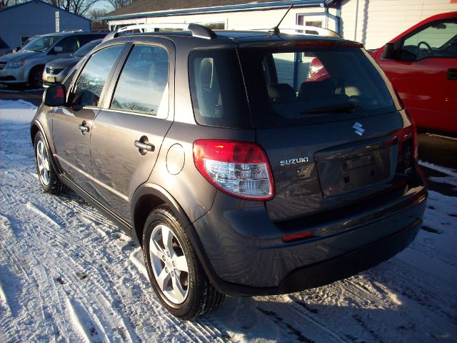 Suzuki SX4 Crossover 2010 photo 4