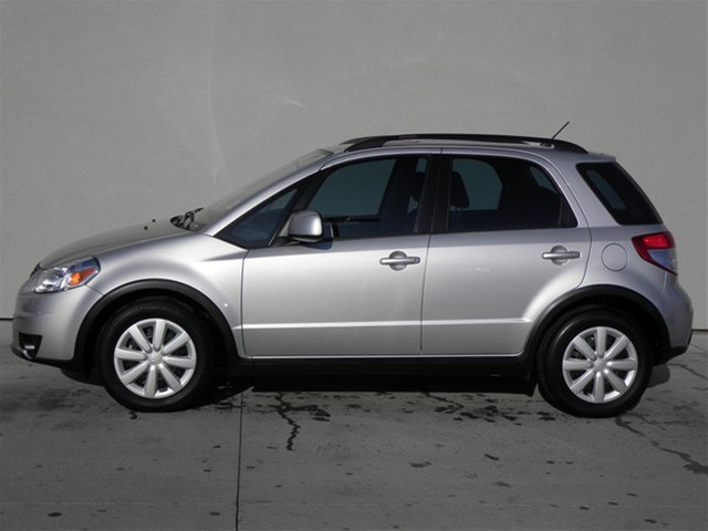 Suzuki SX4 Crossover Pro Street Unspecified