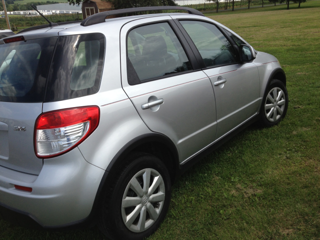 Suzuki SX4 Crossover 2010 photo 1