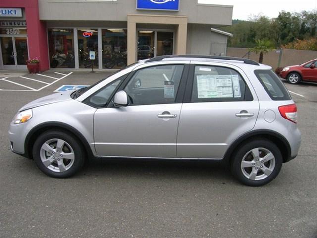 Suzuki SX4 Crossover 2012 photo 2