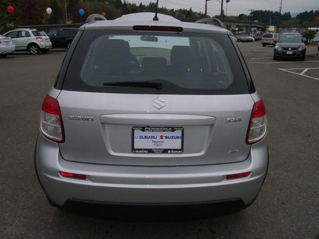Suzuki SX4 Crossover 2012 photo 4