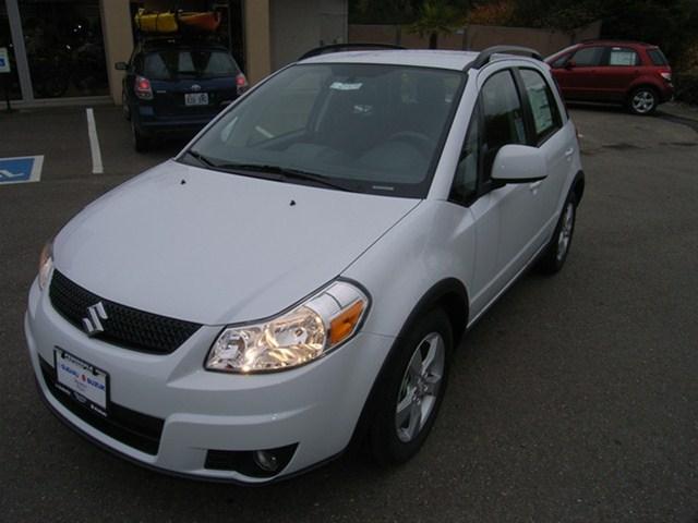 Suzuki SX4 Crossover 2012 photo 1
