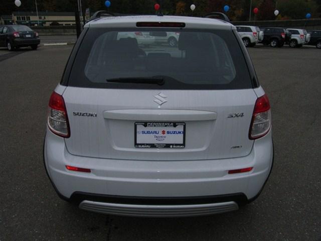 Suzuki SX4 Crossover 2012 photo 4