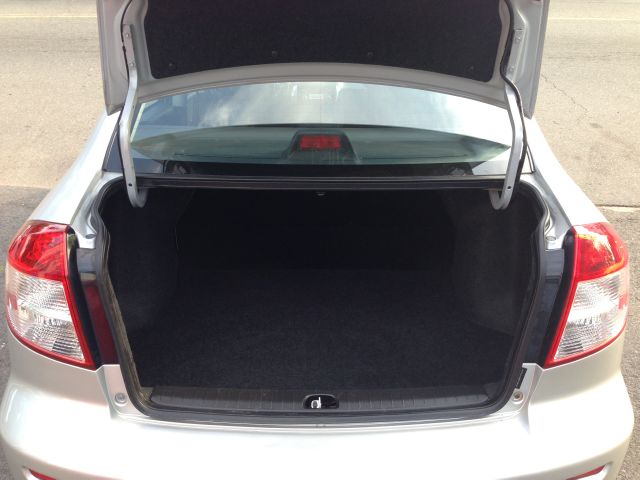 Suzuki SX4 Sedan 2008 photo 2