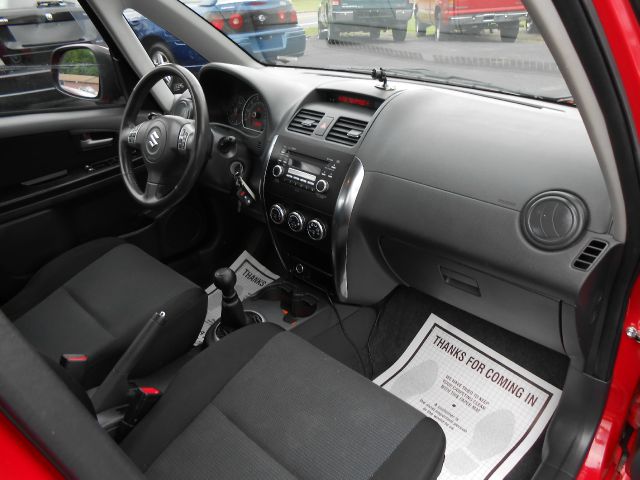 Suzuki SX4 Sedan 2008 photo 18