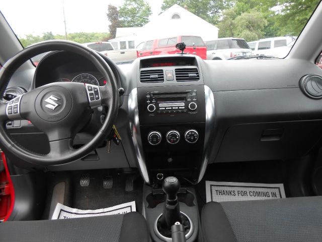 Suzuki SX4 Sedan 2008 photo 20