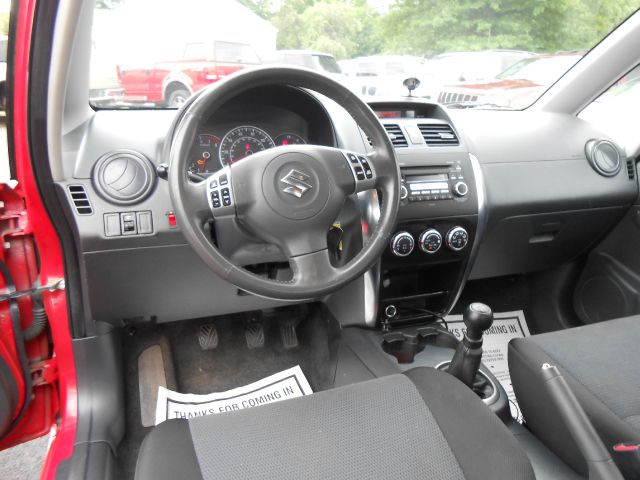Suzuki SX4 Sedan 2008 photo 21