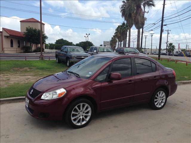 Suzuki SX4 Sedan Base SUV