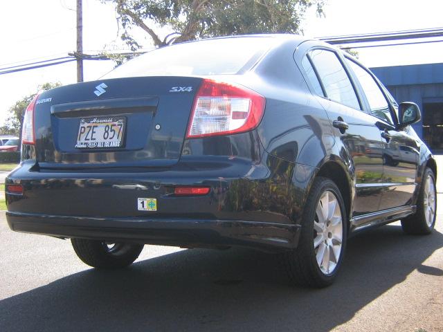 Suzuki SX4 Sedan 2009 photo 4