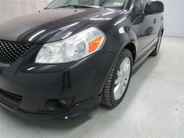 Suzuki SX4 Sedan 2009 photo 1