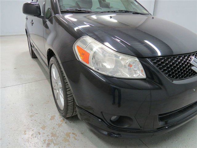 Suzuki SX4 Sedan 2009 photo 2