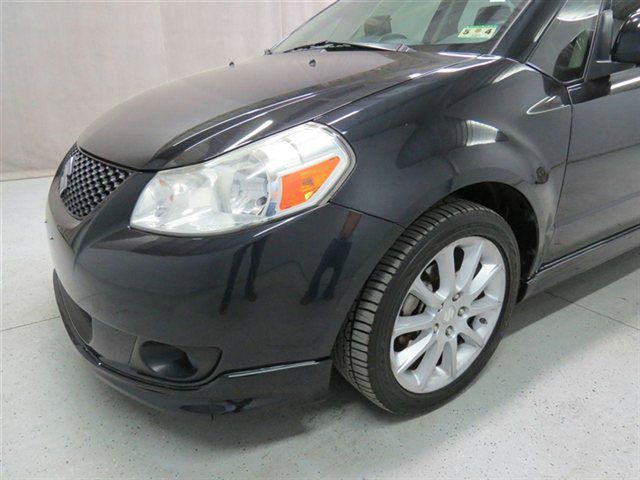 Suzuki SX4 Sedan 2009 photo 4