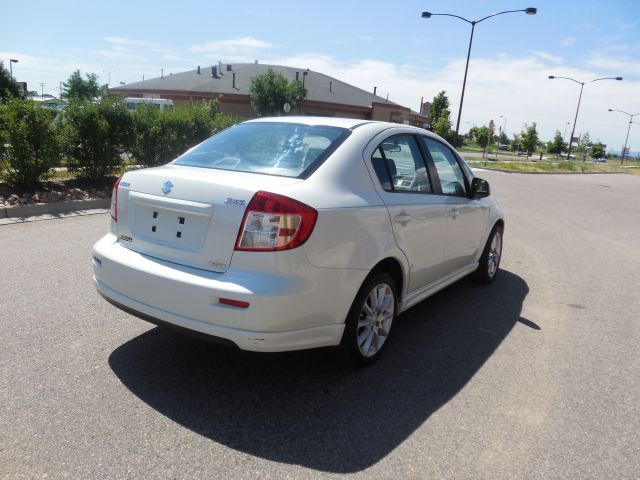 Suzuki SX4 Sedan 2009 photo 1