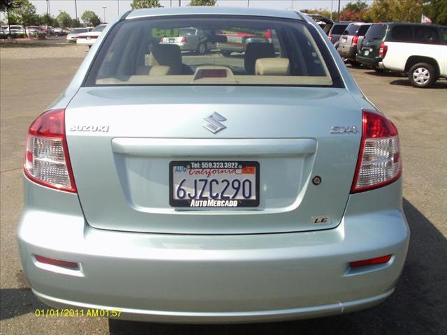 Suzuki SX4 Sedan 2009 photo 1