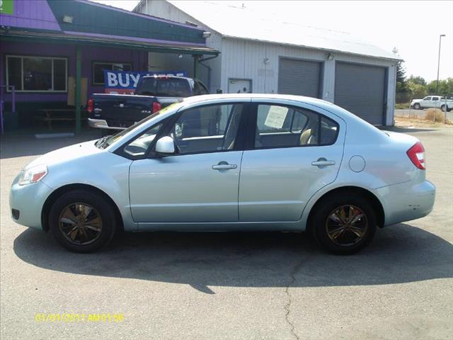 Suzuki SX4 Sedan 2009 photo 3