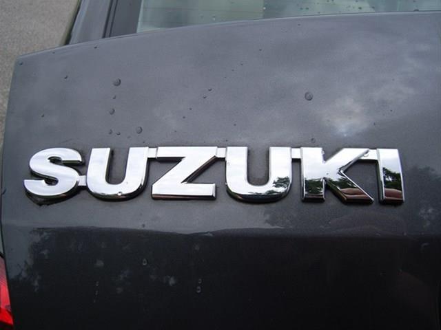 Suzuki SX4 Sedan X SUV