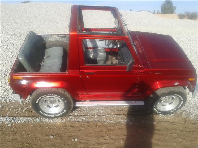 Suzuki Samurai 1987 photo 1