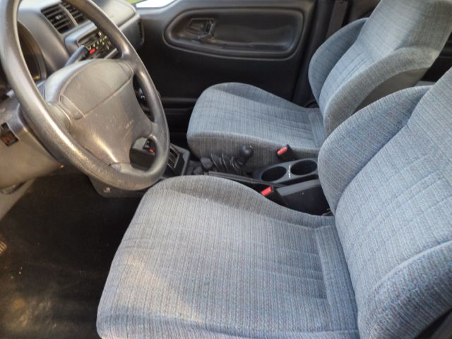 Suzuki Sidekick 1997 photo 4