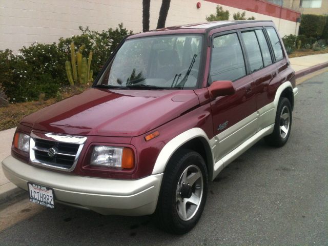 Suzuki Sidekick 1998 photo 1