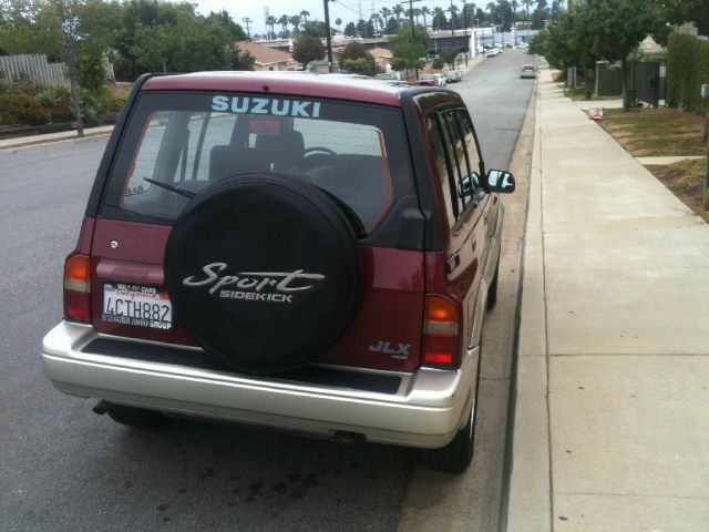 Suzuki Sidekick 1998 photo 3
