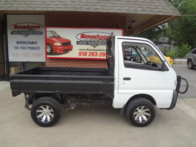 Suzuki Swift 1994 photo 2