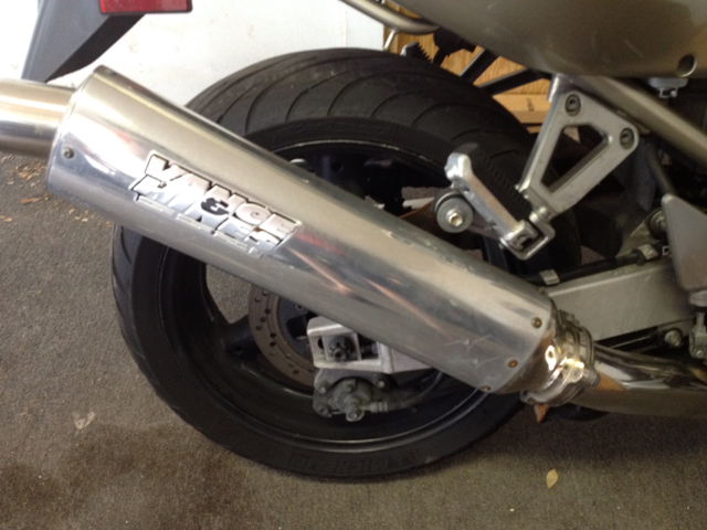 Suzuki Unspecified 2000 photo 2