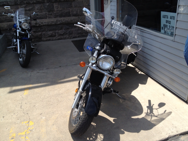 Suzuki VL800 2002 photo 1