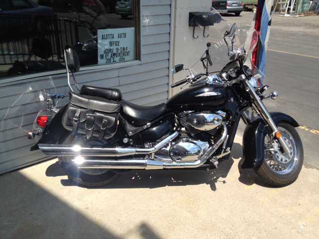 Suzuki VL800 2002 photo 2