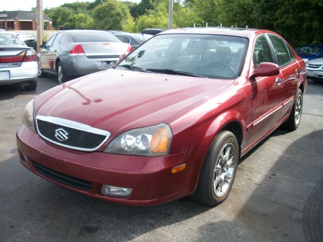 Suzuki Verona 2004 photo 3