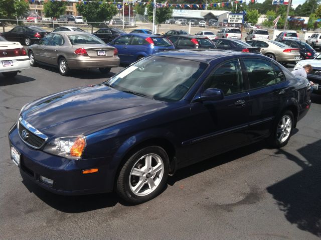 Suzuki Verona 2004 photo 2