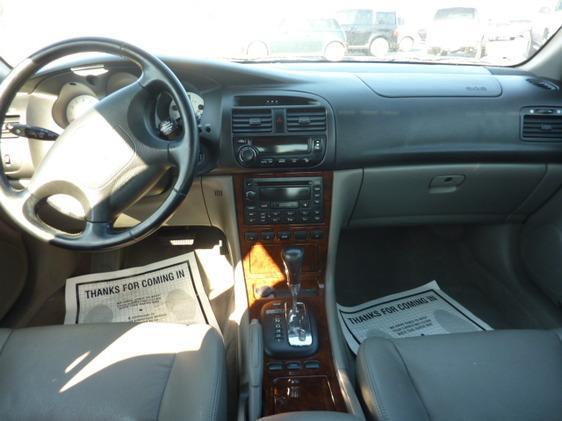 Suzuki Verona 2005 photo 3