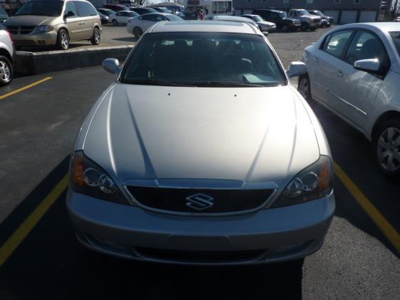 Suzuki Verona 2005 photo 8
