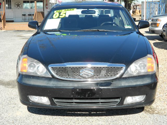 Suzuki Verona 2005 photo 2