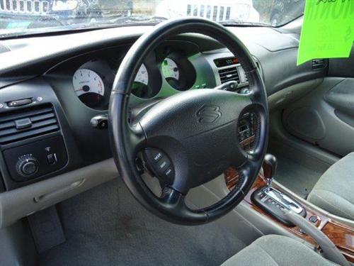 Suzuki Verona 2005 photo 2