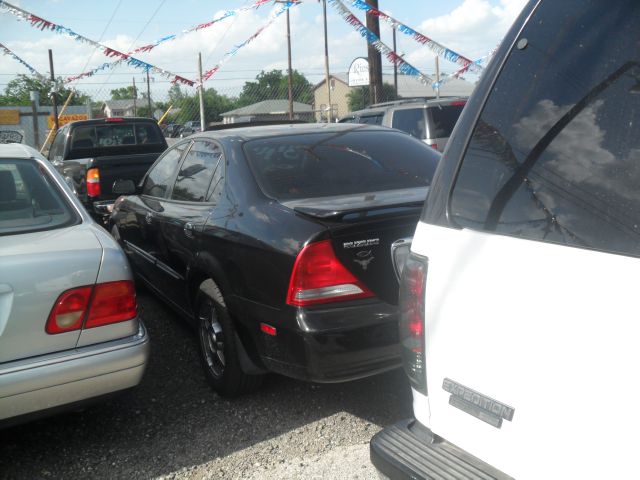 Suzuki Verona 2005 photo 3