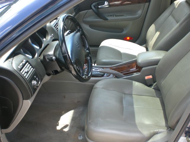 Suzuki Verona 2005 photo 11