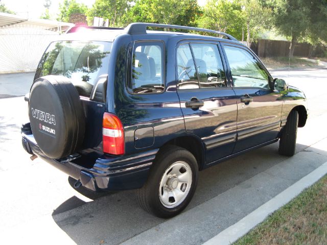 Suzuki Vitara 2003 photo 12