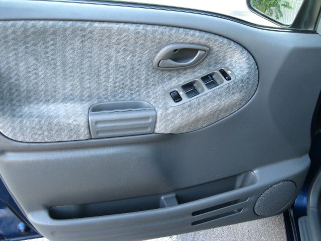 Suzuki Vitara 2003 photo 17