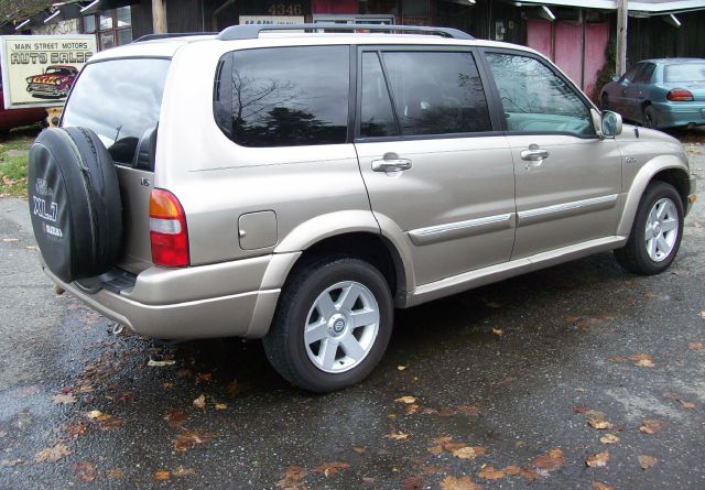 Suzuki XL-7 2001 photo 4